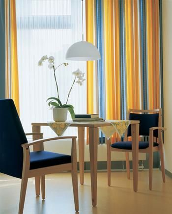 Draperii tip rezidentia. Tesaturi decorative. Sisteme de protectie solara pentru interior.